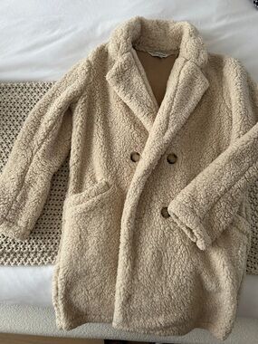 Cozy Teddy Peacoat in Cream